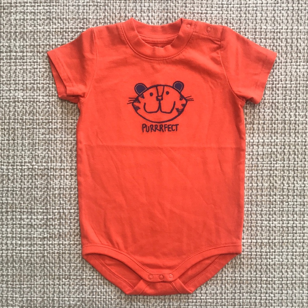 Gymboree Onesie (size 18-24m)